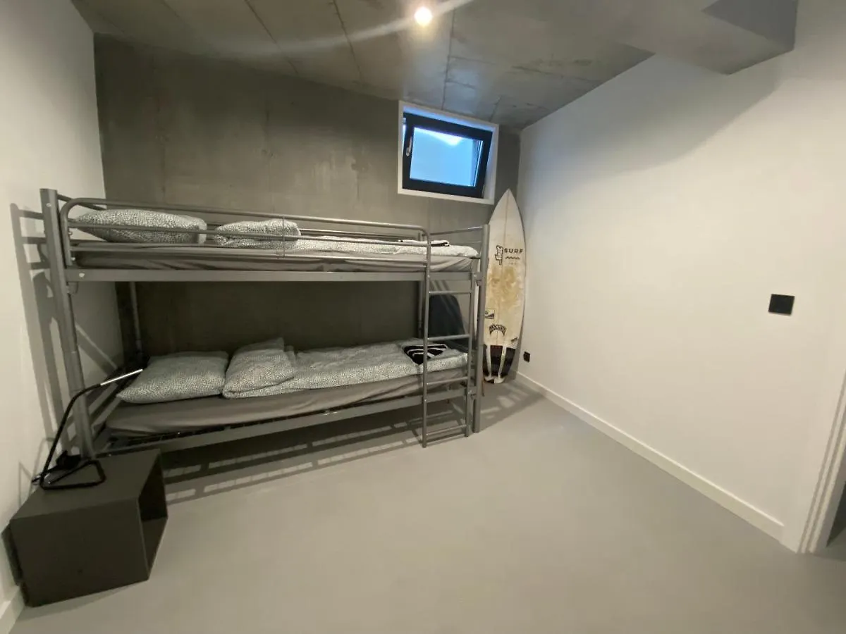 Industrialna Piwnica Hostel 그단스크 아파트